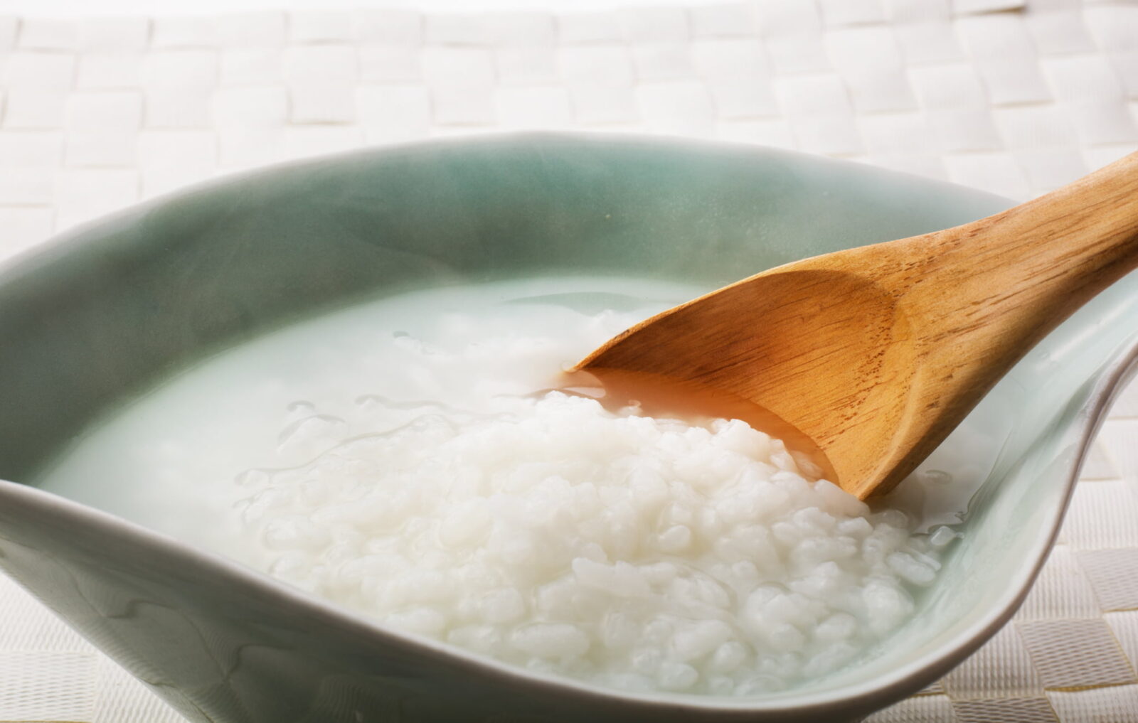 ワイヤー矯正中でも食べやすいおかゆ
